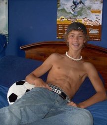 Just Boys 799 5e1ce5e00d698.jpg