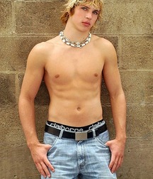 Just Boys 802 5e1cf900bfa70.jpg