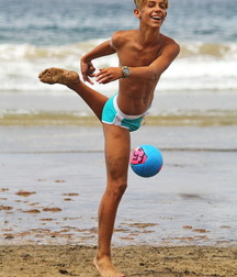Just Boys 806 5e1e05d34e2b4.jpg