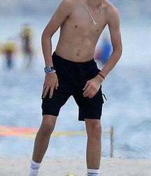 Just Boys 814 5e1e2f85ebeb4.jpg