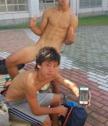 Just Boys 985 5e4070f6b8a2f.jpg
