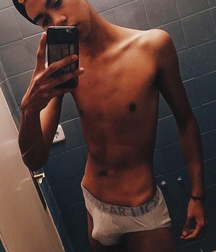 Just Boys 988 5e407cdd85f4d.jpg