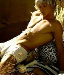 Hot Shorts 01 5e6ec2a06d5cf.jpg