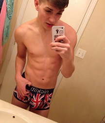 Hot Shorts 04 5e7162fce23ae.jpg
