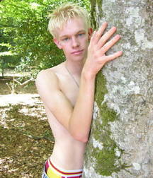 Just Boys 1304 5e77e444e6bb0.jpg