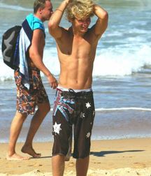 Just Boys 1305 5e77e4f386530.jpg