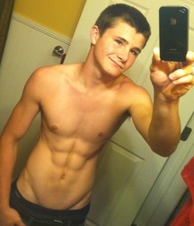 Just Boys 1326 5e7e6af62cbbf.jpg