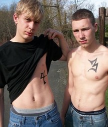 Just Boys 1332 5e7fe556edcc9.jpg