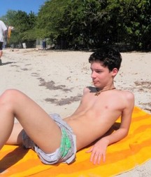 Porn Just Boys 1340 5e812439de3e7.jpg