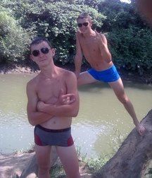Just Boys 1462 5ea1ef4b0b308.jpg