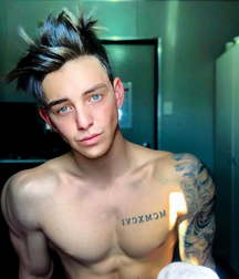 Twinks Gay Tube Just Boys 1503 5eac9c751c461.jpg