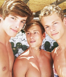 Red Gay Tube Just Boys 1576