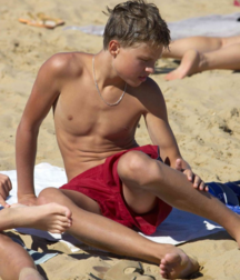 Just Boys Gay Tube Wonders Pictures 3001 5f9c7fe869e72.png