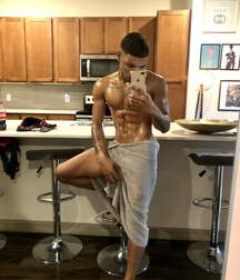 Just Buff Boy Porn Gay Tube 3215 5fbad1f736a5a.jpg