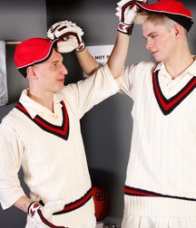Desmond Peake and Edmund Kent  (Cricket) 5c8e0c1b4748b.jpg