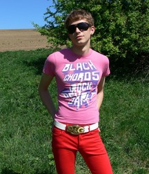 Dusan outdoor 5cb9f095e9d0e.jpg