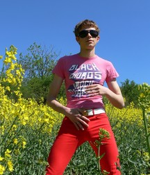 Dusan outdoor 5cb9f0f1b3caa.jpg
