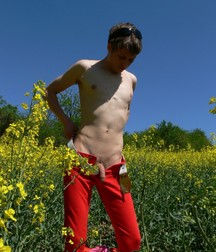 Dusan outdoor 5cb9f25a15d0e.jpg