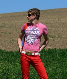 Dusan outdoor 5cb9f27409866.jpg
