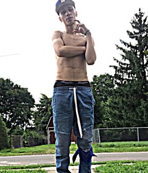 Facebook Boys  5ca016f3d31c5.jpeg
