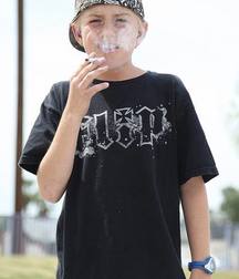 Boys Smoking 1 5c8edc5eee1d1.jpg