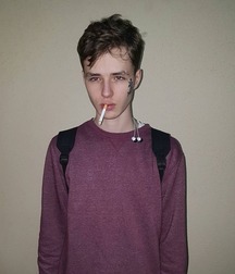 Things Boys Put In Their Mouth! 5c94085db0ff5.jpg