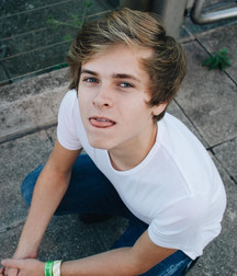 Boy Tongues 1 5c966dba86b91.jpg