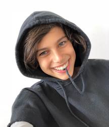 Alec Golinger - Model 5c9a9b863e8d7.jpg