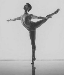 Male Ballet Dancers 5c91e80c5051a.jpg
