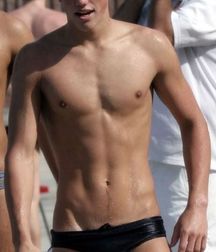 Attractive male swimmers 5c9e6a871ee8d.jpg