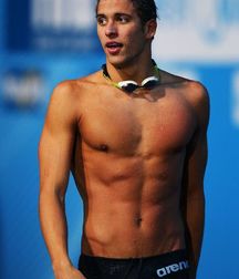 Attractive male swimmers 5c9e6a8c8a529.jpg