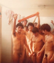 Shower Fun 5cd6923a2fdc4.jpg