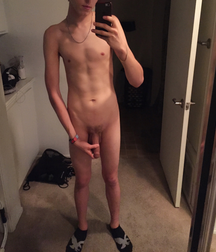 K06 Selfies Face Body Cocks Feet 5c9e3c146cc85.png