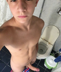 K07 Selfies Face Body Cocks Feet 5c9e3c8cef9c3.jpeg