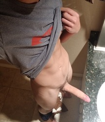 K07 Selfies Face Body Cocks Feet 5c9e3ca04e3fa.jpeg