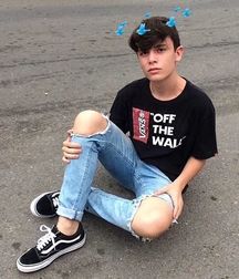 K14 Twinks Off The Wall 5cc58583961b3.jpeg