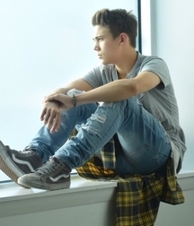 K17 Twinks off the Wall 5cdae4dbd08ae.jpeg