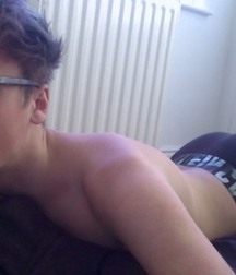 Boy Bums 5cbd610453693.jpg