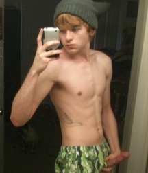 Boy Cocks 5cbff2ee7b234.jpg