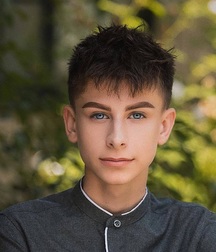 boy eyes 6 5d8f52dc70453.jpg