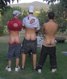 TheBob's Hot Butts  4 5fcb9bce21b00.jpg
