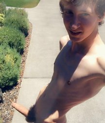 NAKED MEN IN OUTDDORS 2 5d902eedbcaaa.jpeg