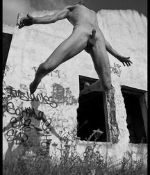 black & white 1 5da2deb02cf55.jpg