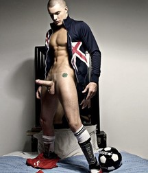 MEN & TWINK 18 5e6c2f890be2c.jpg