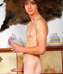 MEN & TWINKS 21 5e78678c2da06.jpg