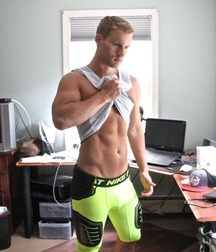 Lycra skin Love 5caef4d46ad00.jpg