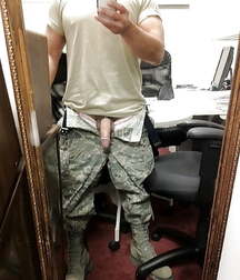 Army Guys 5df647f876fd5.jpg