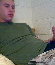 Army Guys 5df648855efff.jpg