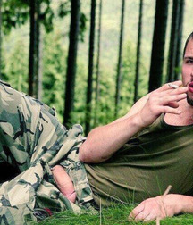 Army Guys 5df648a41a31f.jpg