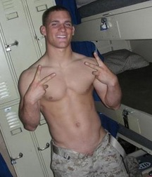 Army Guys 5df648f23b9b5.jpg
